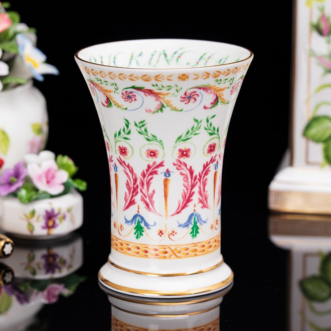 Royal Collection 2006 白金汉宫花卉花瓶 英国骨瓷皇家典藏 - 花瓶/陶器 - 瓷 