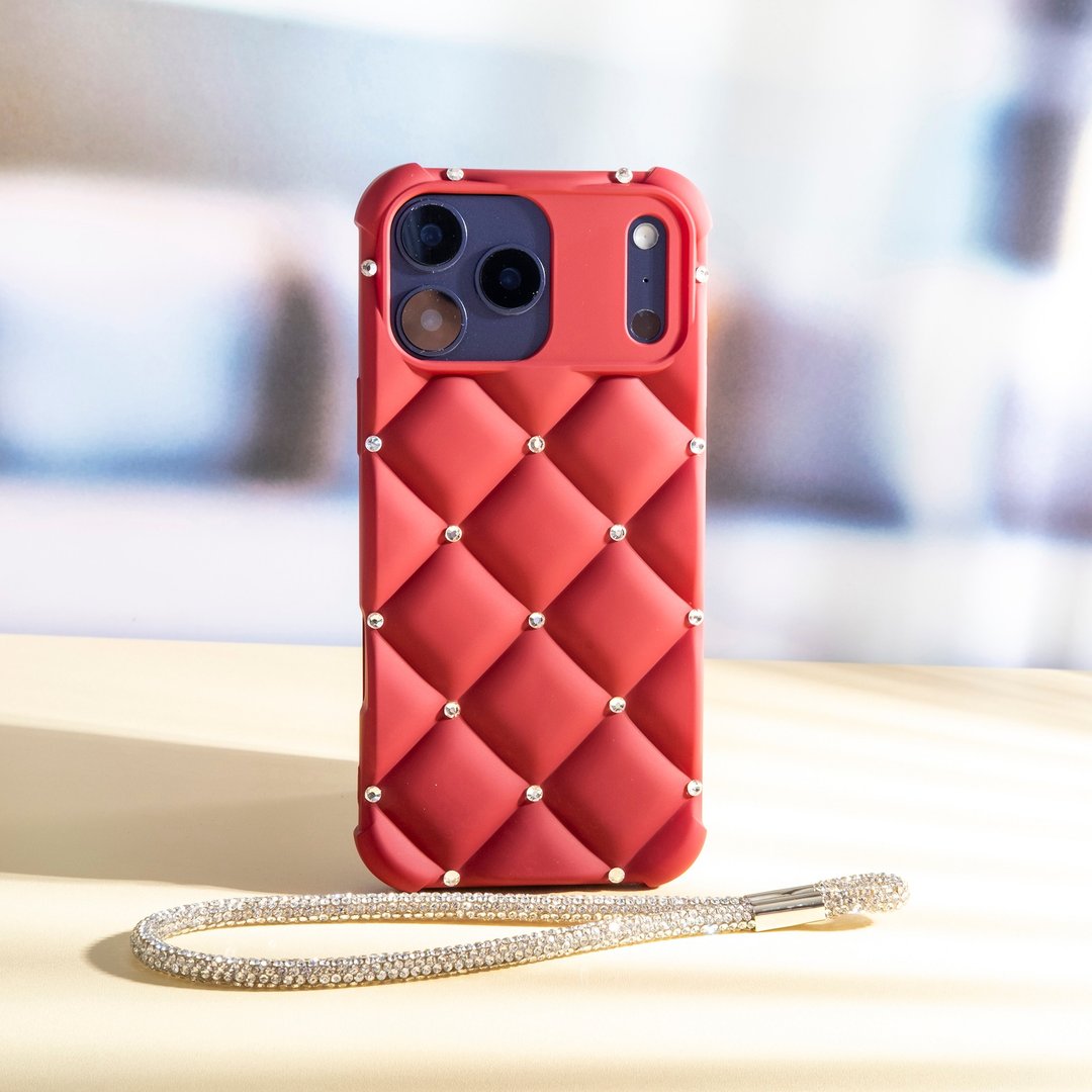 iPhone 17 Pro Max 手机壳时尚银色宝石绗缝设计 - 手机壳/手机套 - 硅胶 红色