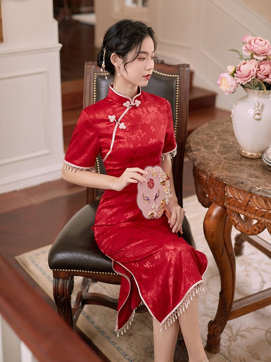 紅色 紅鸾 仿真絲緞面流蘇旗袍 新娘敬酒服 復古新中式國風洋裝 - 旗袍 - 聚酯纤维 红色