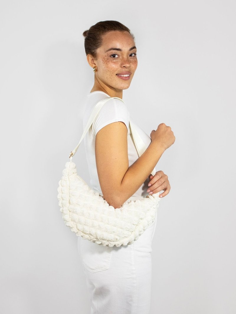 英国Kind Bag-松饼斜背包-奶油白 - 侧背包/斜挎包 - 其他材质 白色