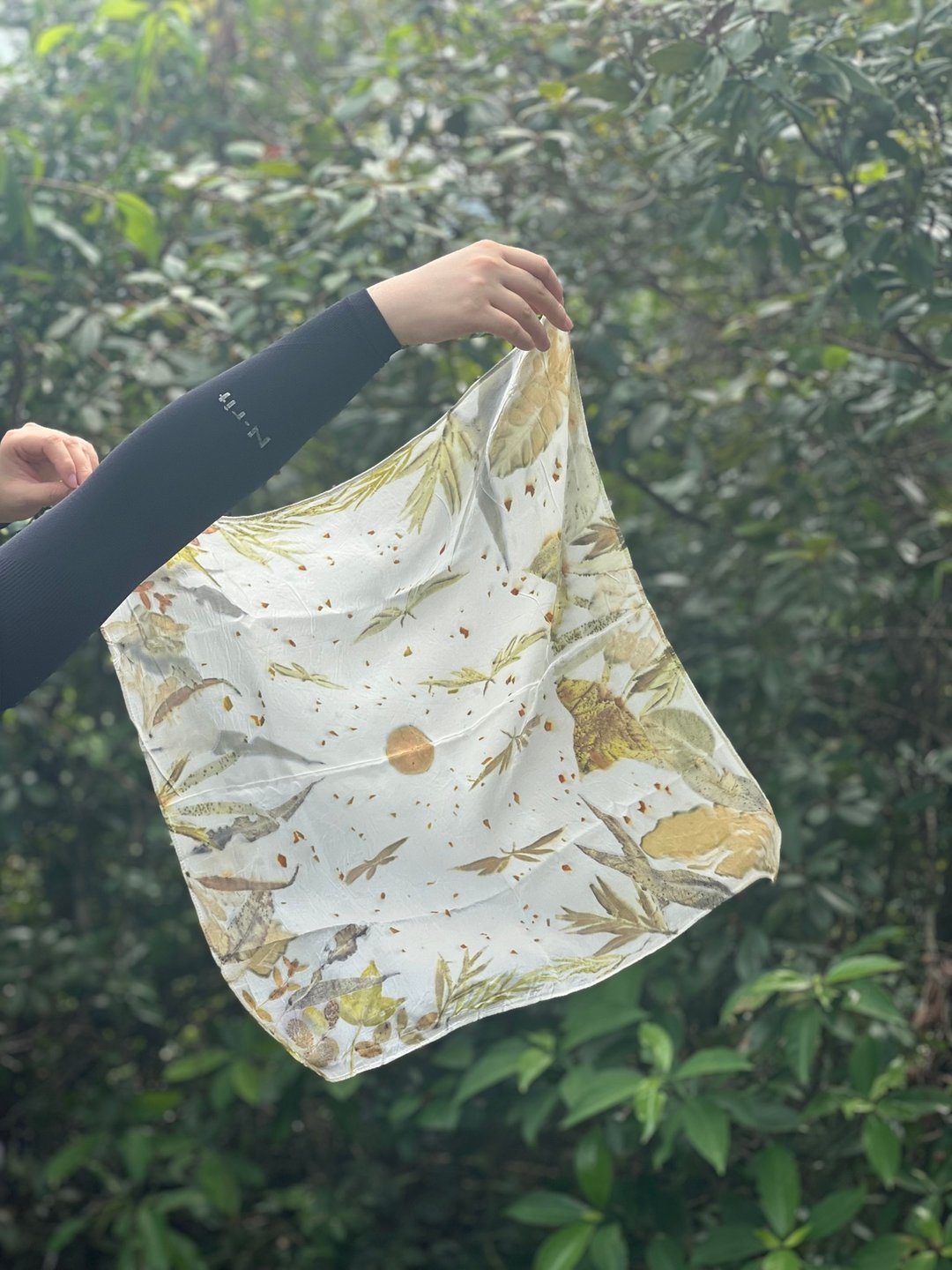 植物印染丝方巾围巾草木染 - 丝巾 - 丝．绢 多色