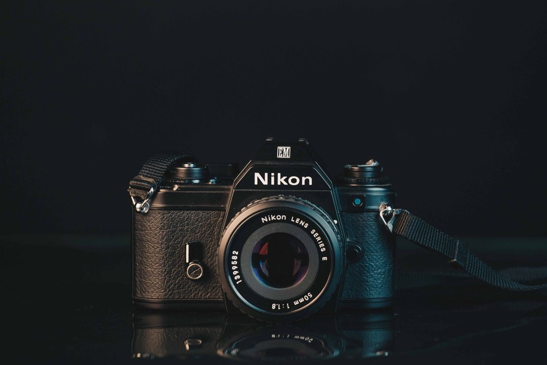 Nikon EM+SERIES E 50mm F1.8 #582 #135底片相机 - 相机 - 其他金属 黑色