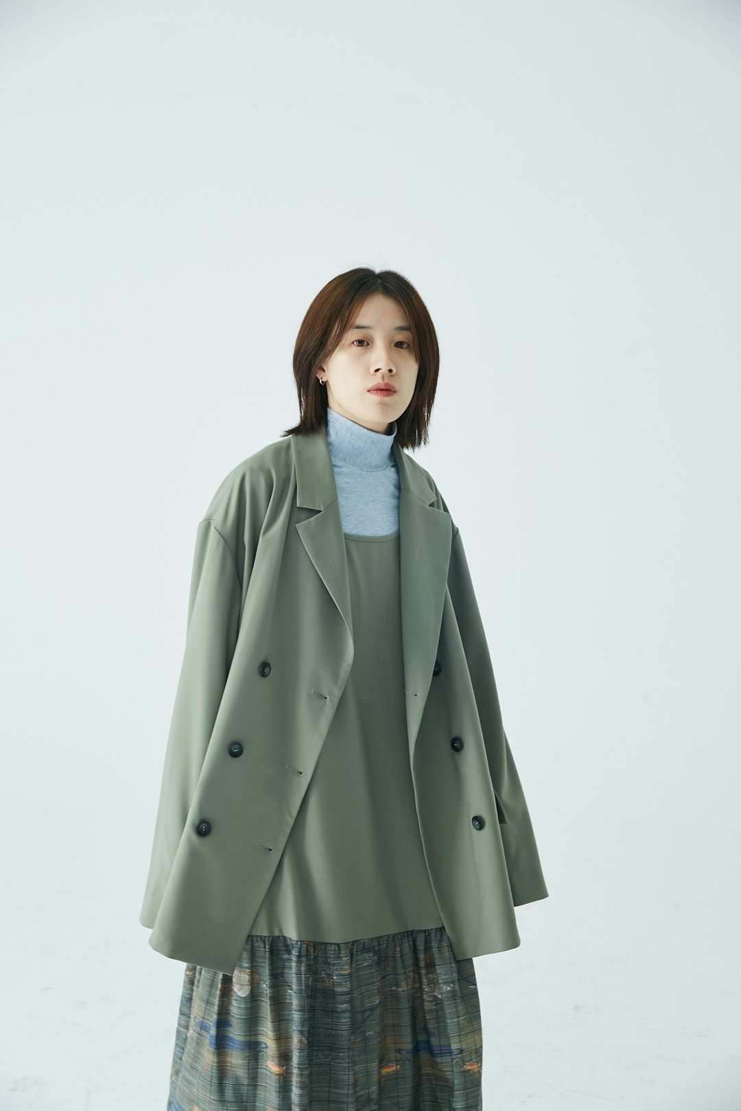muterumours 日本进口人造丝混纺豆沙绿后开衩休闲宽松西装 - 女装西装外套/风衣 - 其他人造纤维 