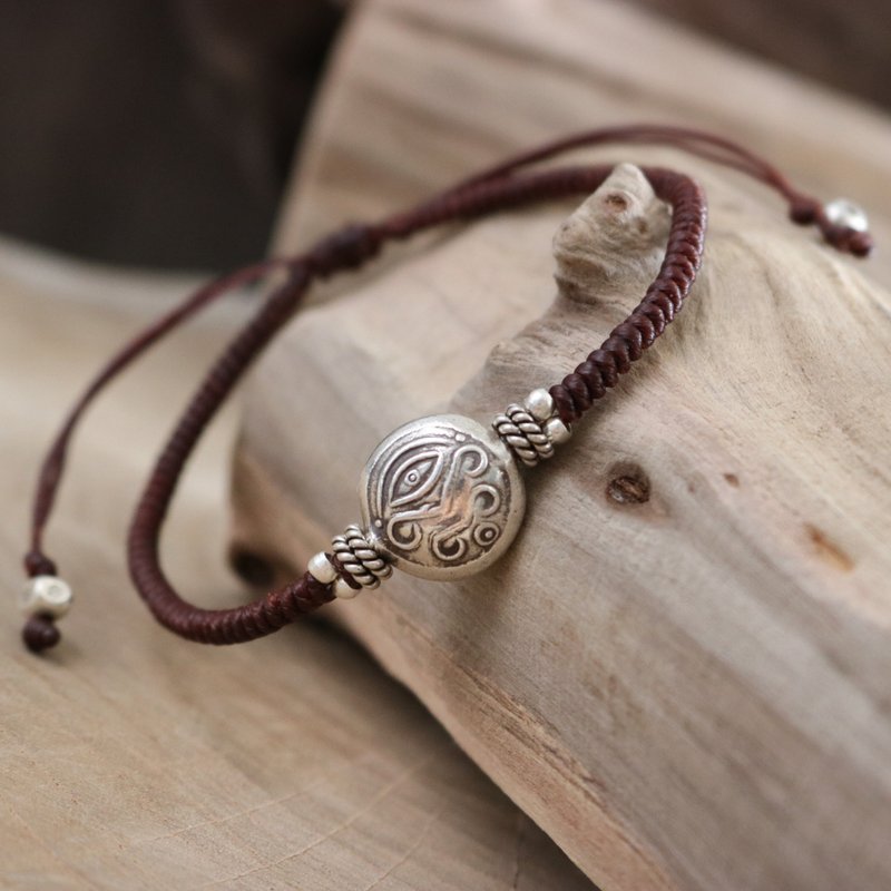 手工编织可调节蜡绳手链 搭配泰国银制眼珠珠饰 适合男女佩戴 - 手链/手环 - 纯银 咖啡色