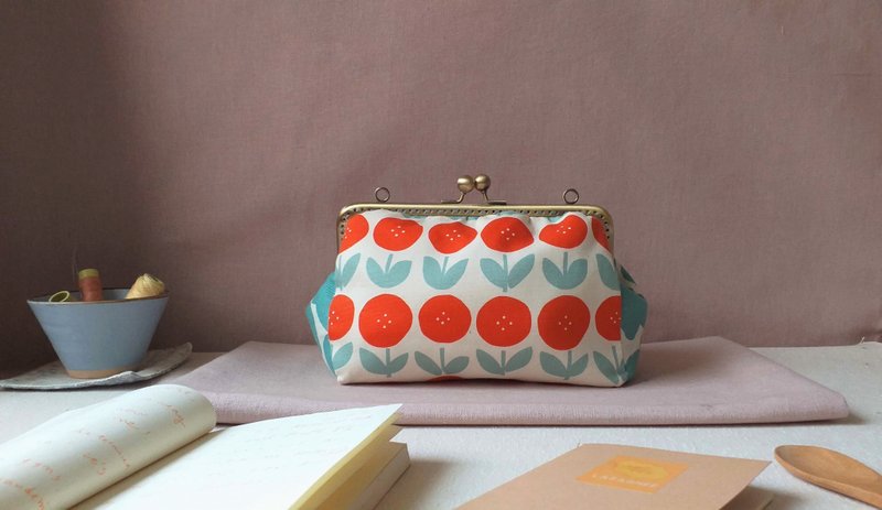 绽放花舞 Flower Dance! 口金包l 异花拼接  限量 l大容量 口金包 - 侧背包/斜挎包 - 棉．麻 红色