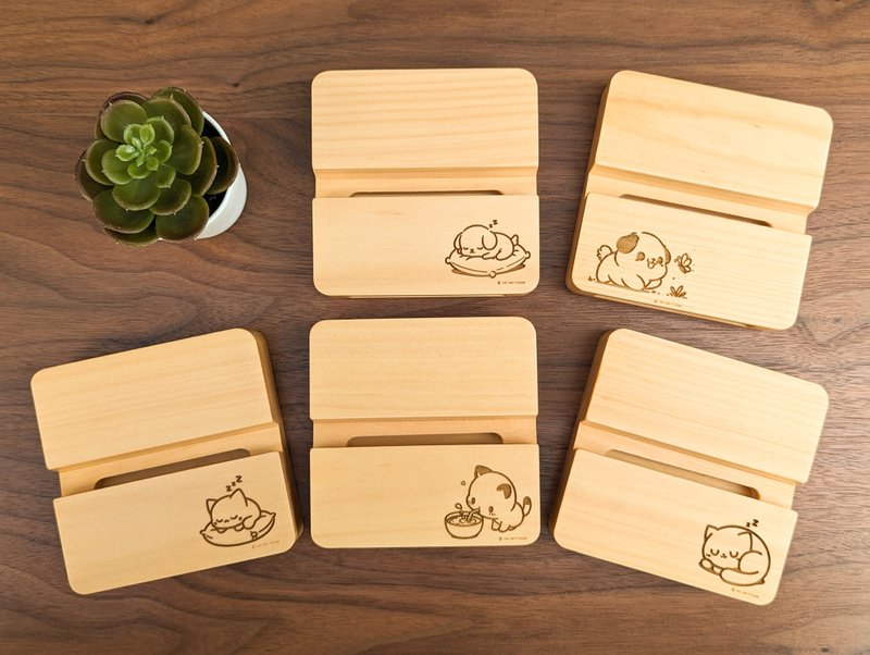 【手机架】-手机免提座/免提座 交换礼物/圣誔节礼物 猫咪狗狗 - 手机座/防尘塞 - 木头 