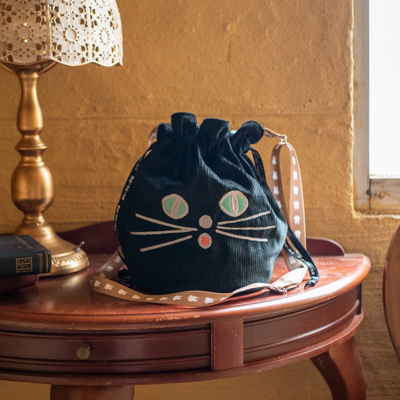 [Pinkoi x miffy] Miffy cat corduroy drawstring bag - 侧背包/斜挎包 - 其他人造纤维 黑色