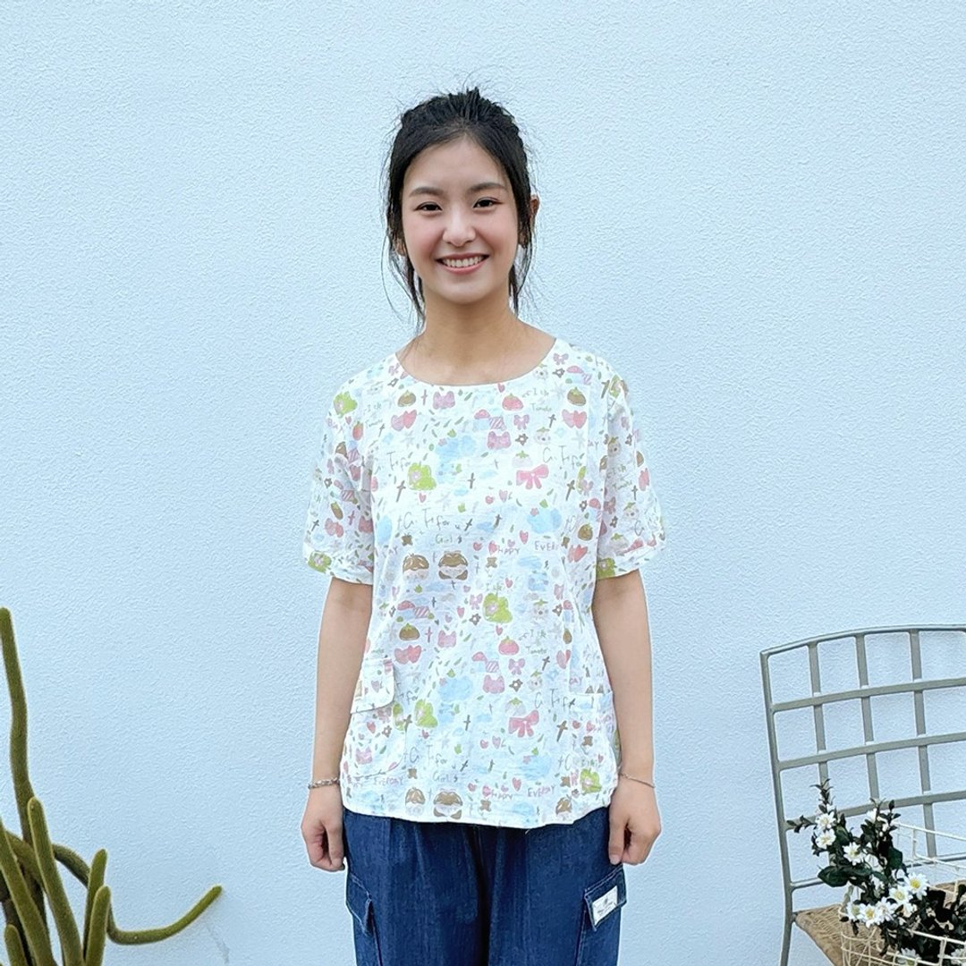 Hana Mokuba 可爱印花圆领口袋上衣 - 女装上衣 - 其他材质 