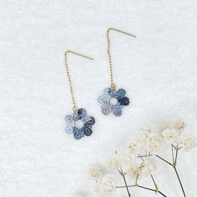 人手梭织耳环 Handmade Tatting Earrings - 耳环/耳夹 - 丝．绢 灰色