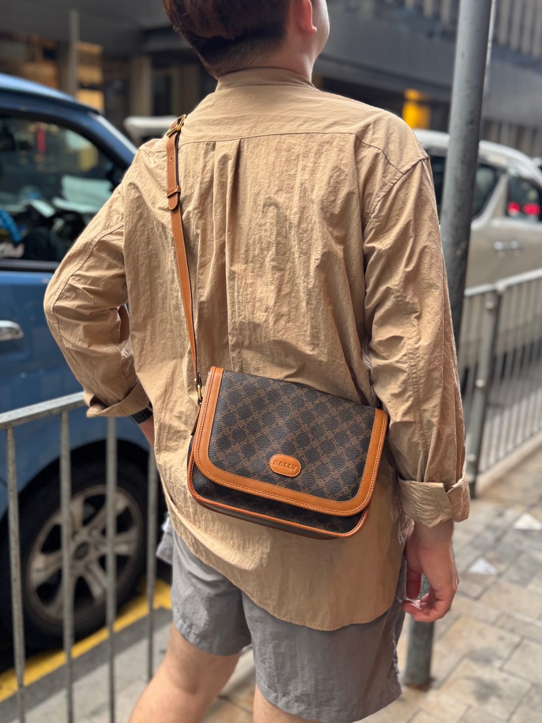 中古正品 Vintage Bally 老花斜背包 邮差包 男女适用 意大利制 - 侧背包/斜挎包 - 防水材质 咖啡色
