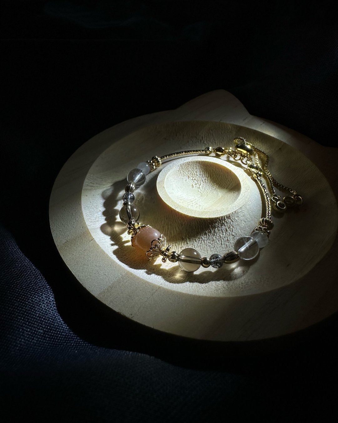 【夜语静月】日月同辉 茶晶 黑发晶 白水晶 白玉髓 水晶手链 - 手链/手环 - 水晶 黑色
