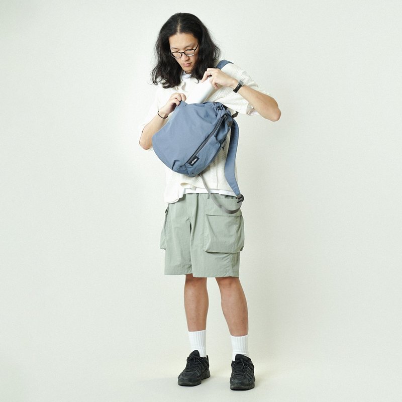 环保Re系列 | 极轻日常随身背包ROWAN (天蓝) 附水瓶保护 - 后背包/双肩包 - 聚酯纤维 蓝色