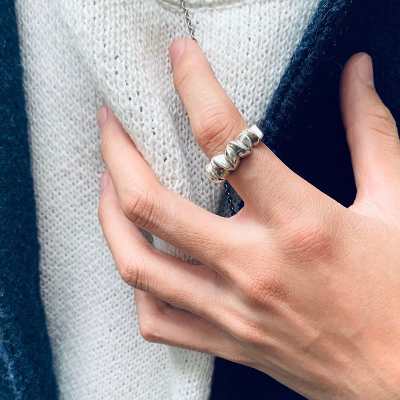 心连心~手作的诗时尚戒款,可定制化戒围10~18,爱自己幸福中! - 戒指 - 纯银 