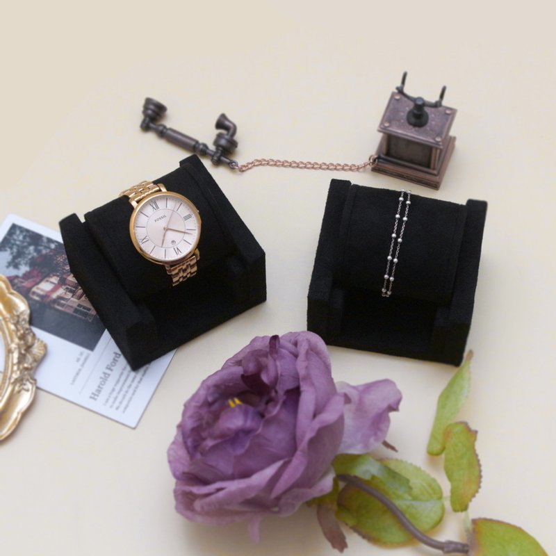 台湾独家设计 暖心陪伴手链/手表架 手链 手表 收纳 - 收纳用品 - 木头 多色