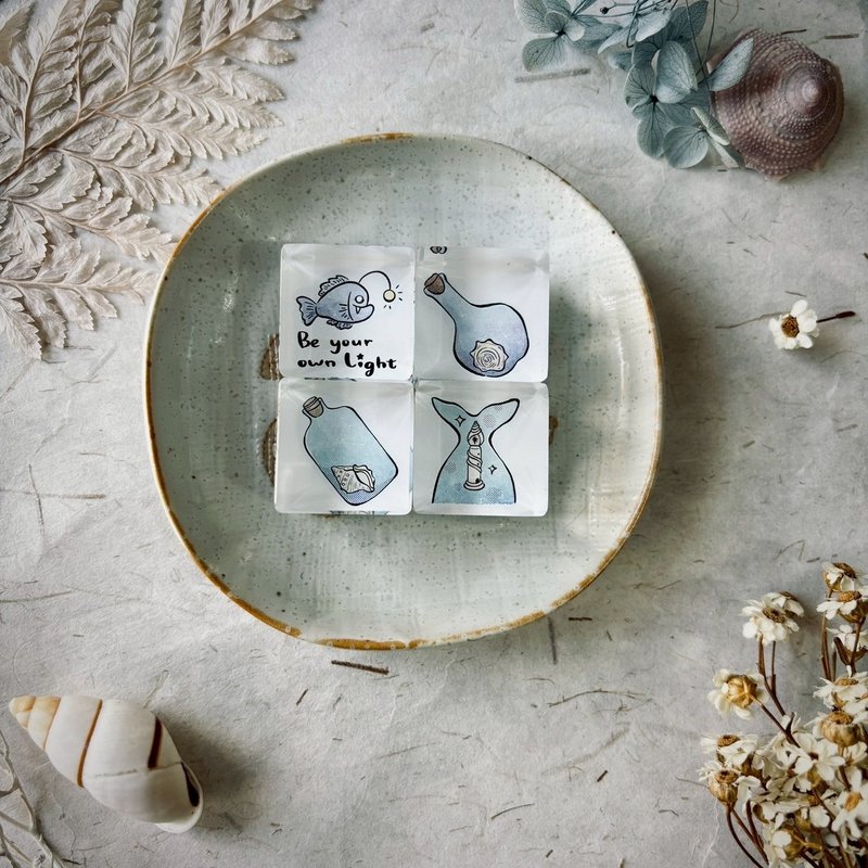 压克力印章-瓶中听贝/鲸尾灯塔/瓶中玫瑰/深海之光 - 印章/印台 - 压克力 白色