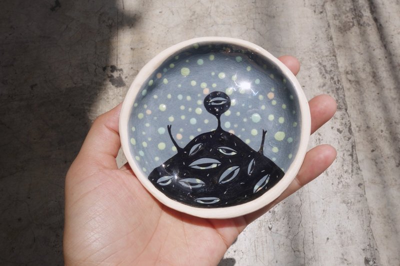 Ceramic  small plate blue colour paint monster :) - 花瓶/陶器 - 陶 蓝色