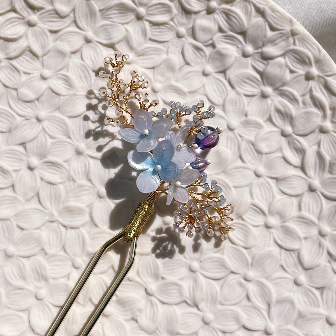 【莳花集】蓝色绣球花。发簪。树脂花饰。新娘头饰。六月诞生花 - 发饰 - 树脂 蓝色
