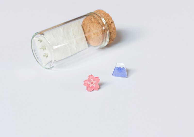 手绘 樱花 富士山 耳钉 耳夹 纯银 耳针 - 耳环/耳夹 - 塑料 多色