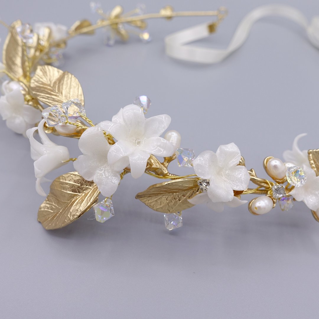Pamycarie婚礼白花镀金丝带皇冠 - 发饰 - 粘土 白色