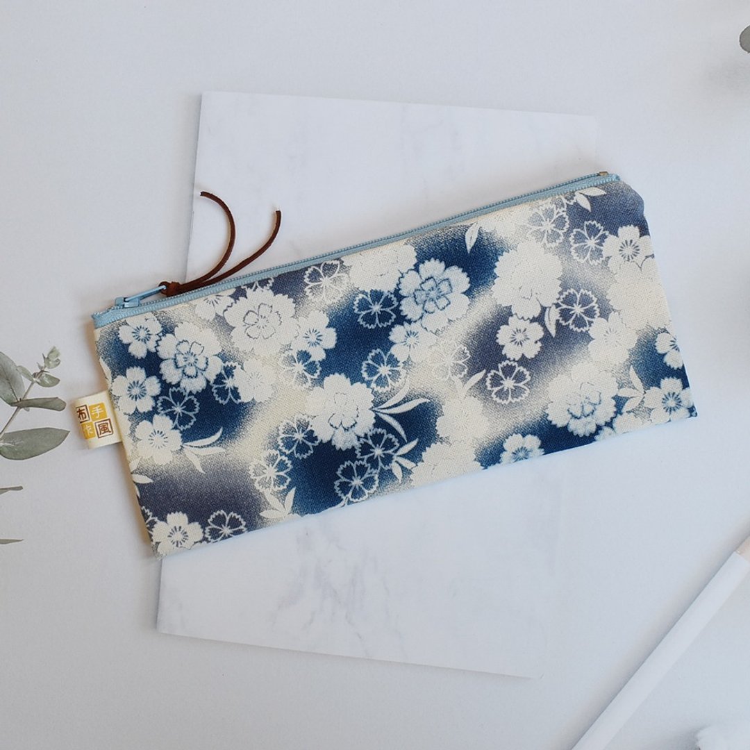 扁型笔袋_渐层樱花 - 铅笔盒/笔袋 - 棉 蓝色