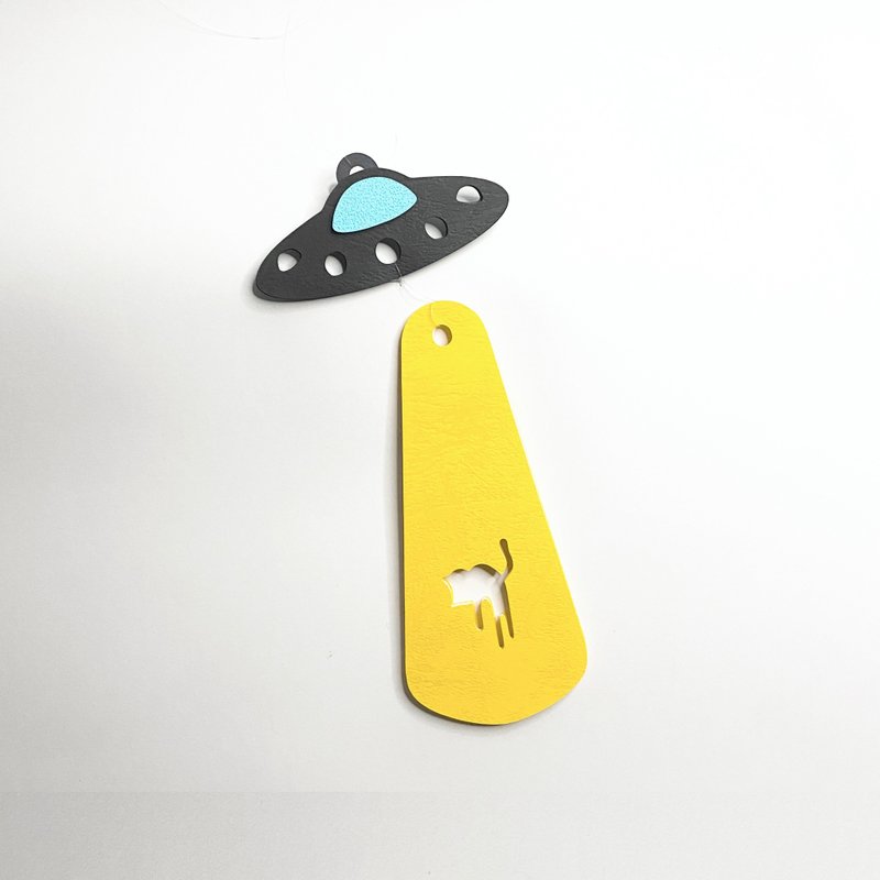 【爱猫外星人士】立体纸雕材料包 - 木工/竹艺/纸艺 - 纸 黄色