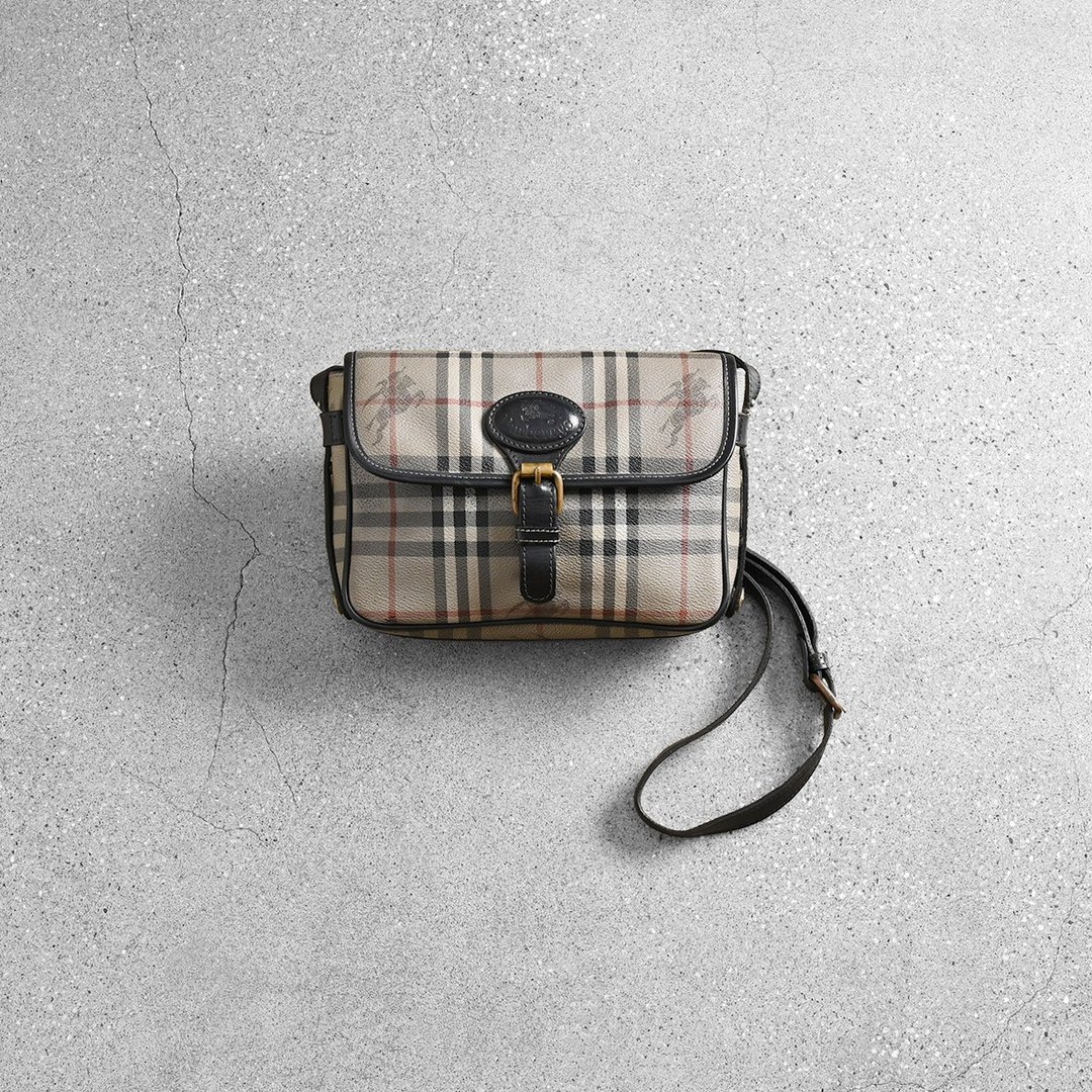 Burberrys 古董肩背包 / 古董精品、日本中古二手名牌、二手精品 - 侧背包/斜挎包 - 真皮 黑色