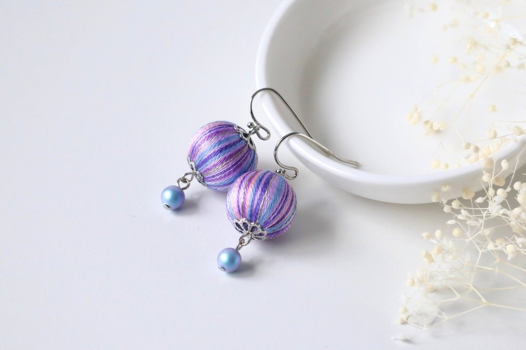 purple hydrangea cotton ball Japan jewelry - 耳环/耳夹 - 棉 紫色