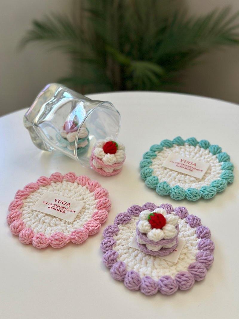 奶油钩针蛋糕 手机吊饰 杯垫系列 - 吊饰 - 棉．麻 