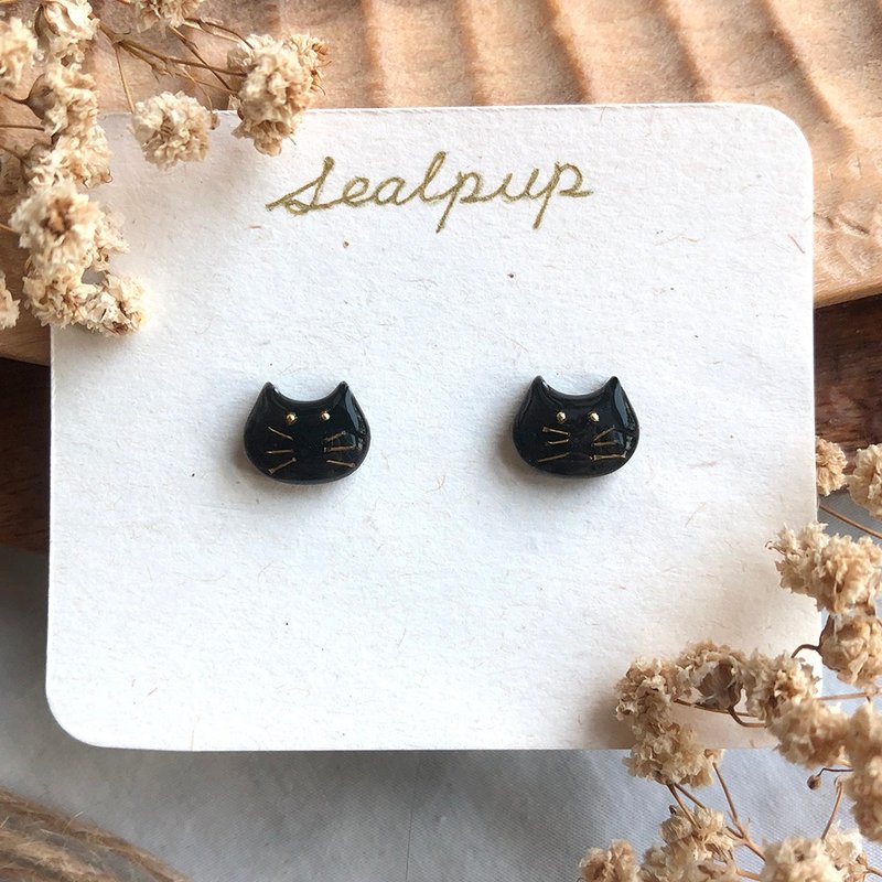 小黑猫猫咪耳环 (316不锈钢耳针 / 螺旋式耳夹) (附饰品礼盒) - 耳环/耳夹 - 树脂 黑色