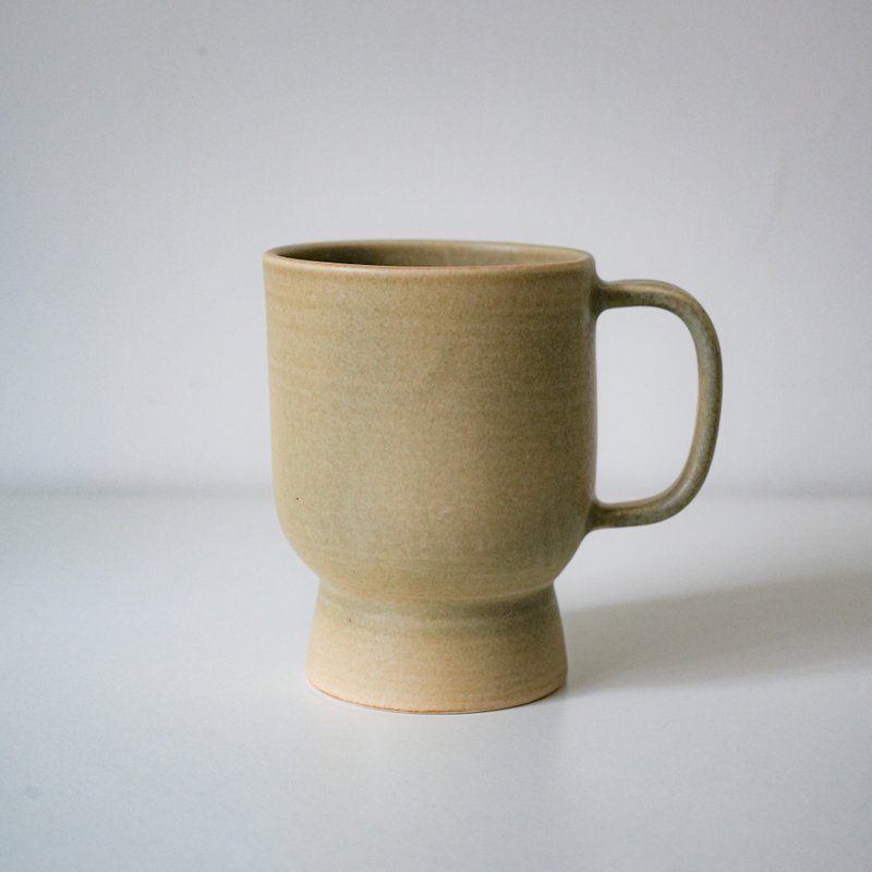 陶瓷 咖啡杯 马克杯 灰黄 Ceramic Mug - 咖啡杯/马克杯 - 陶 卡其色