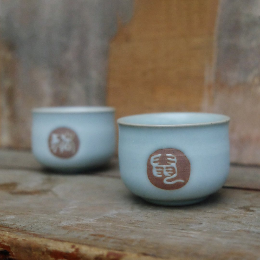 青瓷汝窑十二生肖茶杯 陶茶杯 陶杯 - 茶具/茶杯 - 陶 白色