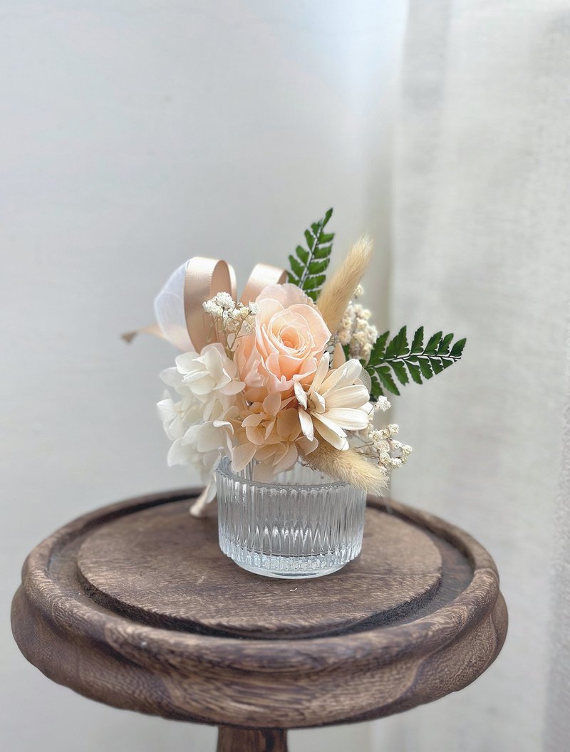 永生玫瑰胸花 新郎胸花 主婚人胸花 胸花 干燥花 永生花 - 胸花/手腕花 - 植物．花 