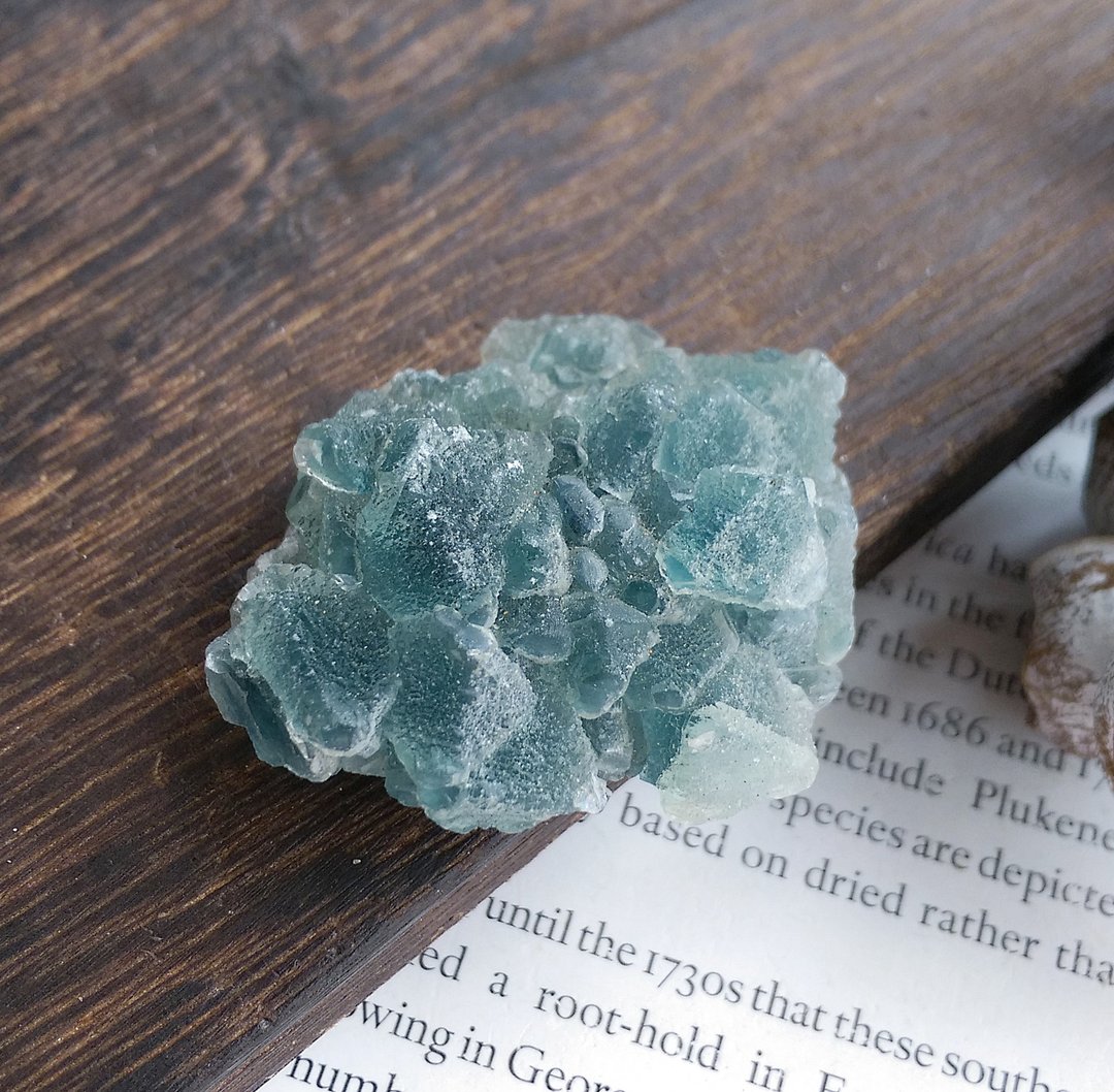 Fluorite 内蒙产地 八面体 蓝萤石 天然矿石 原矿 - 摆饰 - 其他材质 
