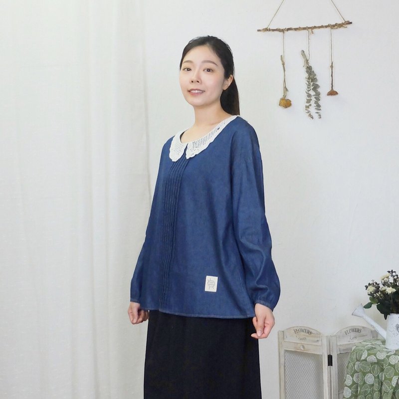 Hana Mokuba 镂空刺绣娃娃领牛仔上衣 - 女装上衣 - 棉．麻 