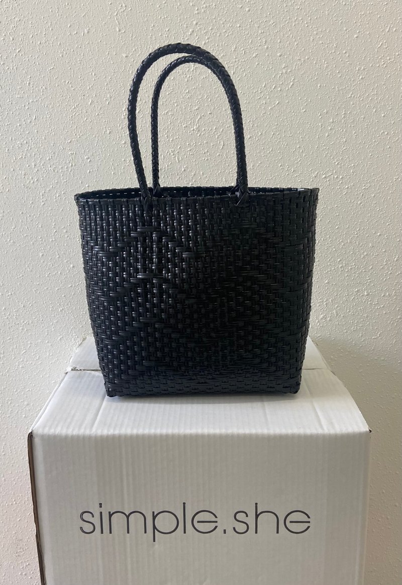 simple.she 藤编织 草编手工艺手提袋 - 手提包/手提袋 - 其他材质 黑色