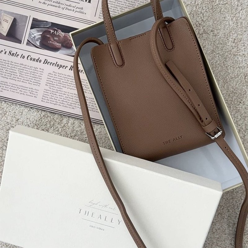 韩国 The Ally | LUCY BAG | 棕色 | 手袋 单肩包 - 侧背包/斜挎包 - 人造皮革 咖啡色