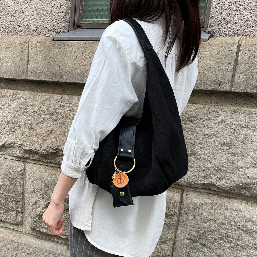 polta-mini-linen black x black Linen canvas bag - 侧背包/斜挎包 - 棉 黑色
