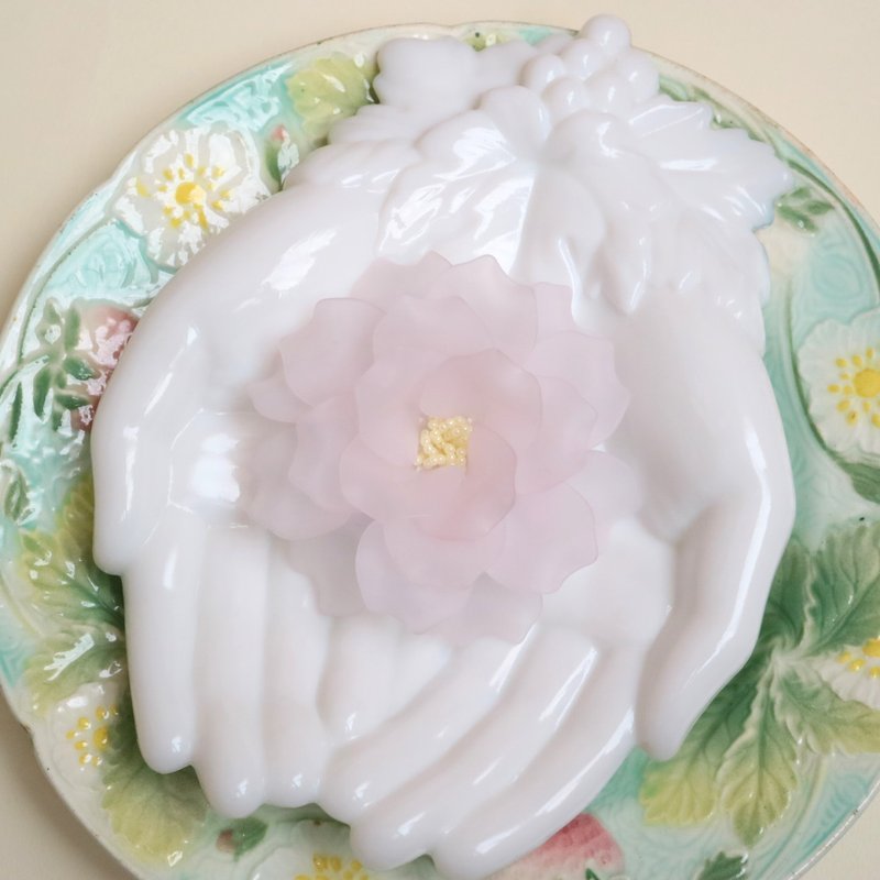 芍药胸饰 浅粉色 大朵 牡丹 花朵 胸针 轻巧 优雅 高贵 清新 爽朗 夏季 帽子 芍药 牡丹 压克力树脂 - 胸针 - 塑料 粉红色