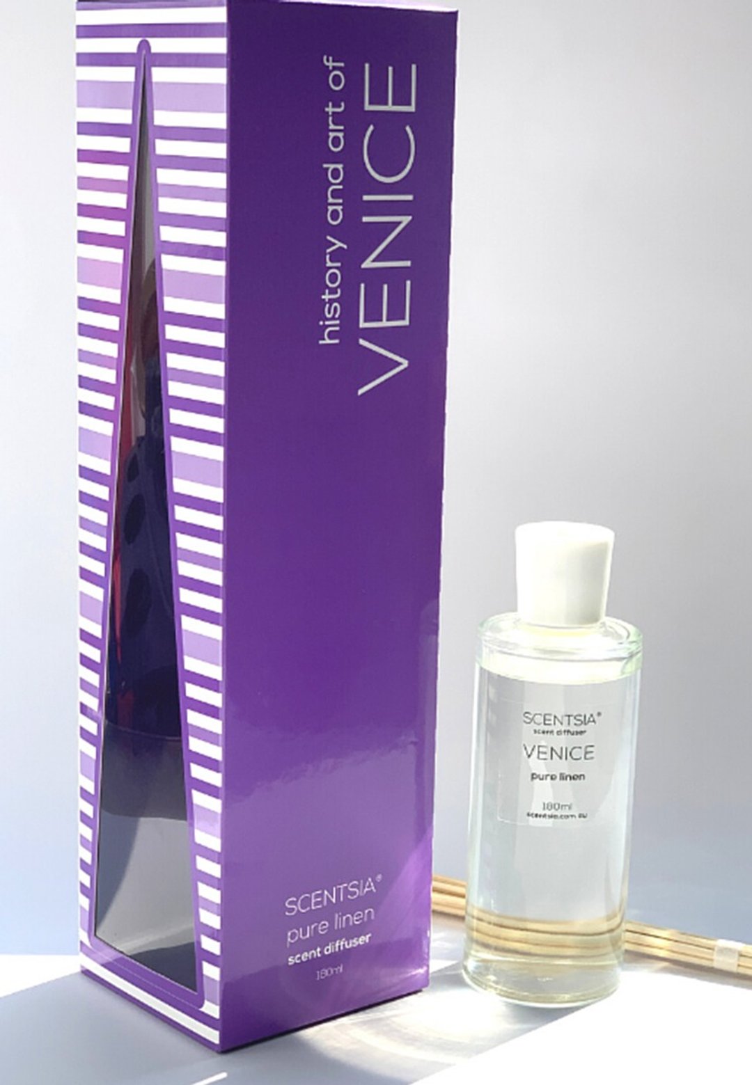 SCENTSIA 家居香薰座 180ml 威尼斯 - 纯亚麻 - 香薰/精油/线香 - 精油 紫色