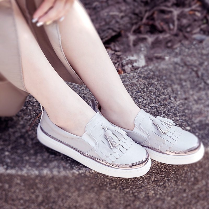 流苏滚银边百搭休闲鞋 1BD26 - 芭蕾鞋/娃娃鞋 - 人造皮革 灰色