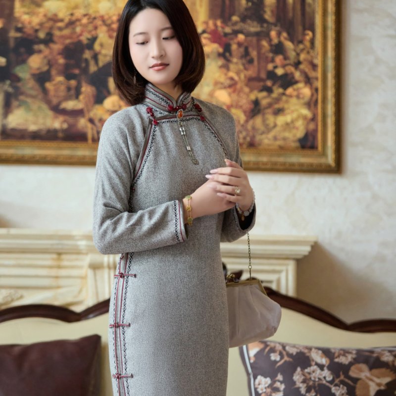 【胭脂扣】 新中式復古/双襟盘扣毛呢旗袍 - 旗袍 - 其他材质 灰色