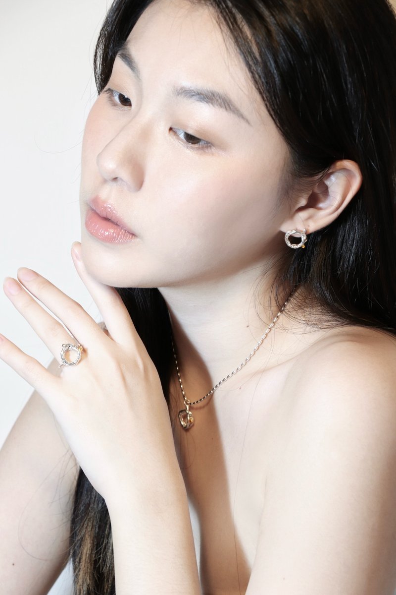 class a 不对称经典 纯银耳环 earrings - 耳环/耳夹 - 纯银 银色