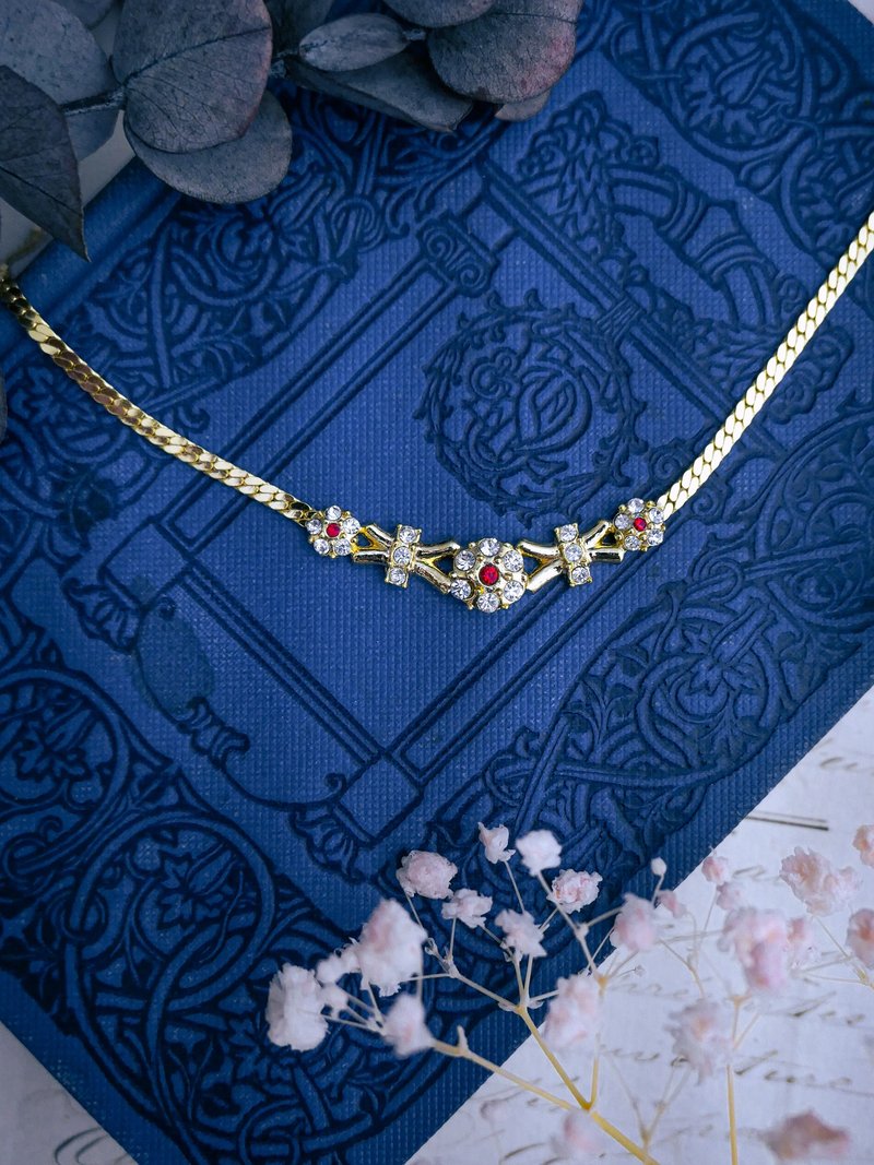 法国 80年代老项链 蝴蝶结花串—欧洲古董首饰 Vintage Jewelry - 项链 - 其他金属 