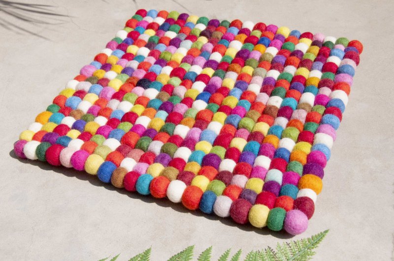 圣诞礼物羊毛毡坐垫 羊毛毡地毯 羊毛毡球地垫 羊毛毡椅垫-方形 - 地垫/地毯 - 羊毛 多色