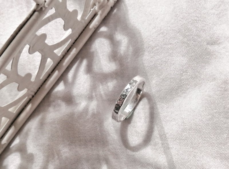 【波光粼粼】水波纹纯银戒指 925银 情侣戒 婚戒 单只 定制 手作 - 戒指 - 纯银 银色