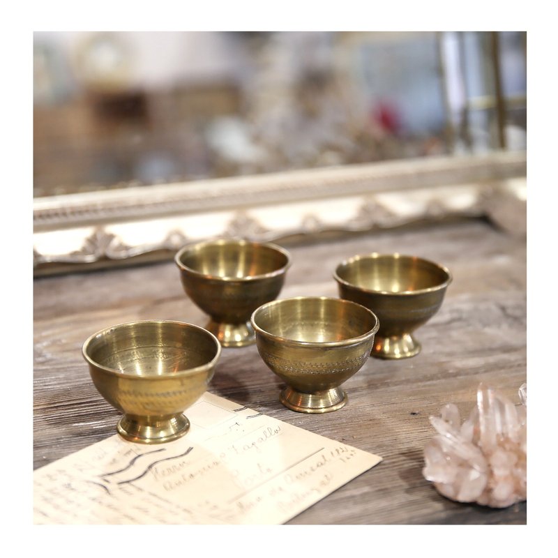 收藏自英国.老件.黄铜杯.早期印度制小铜杯.轻薄.复古手工感 - 其他杯子 - 其他金属 