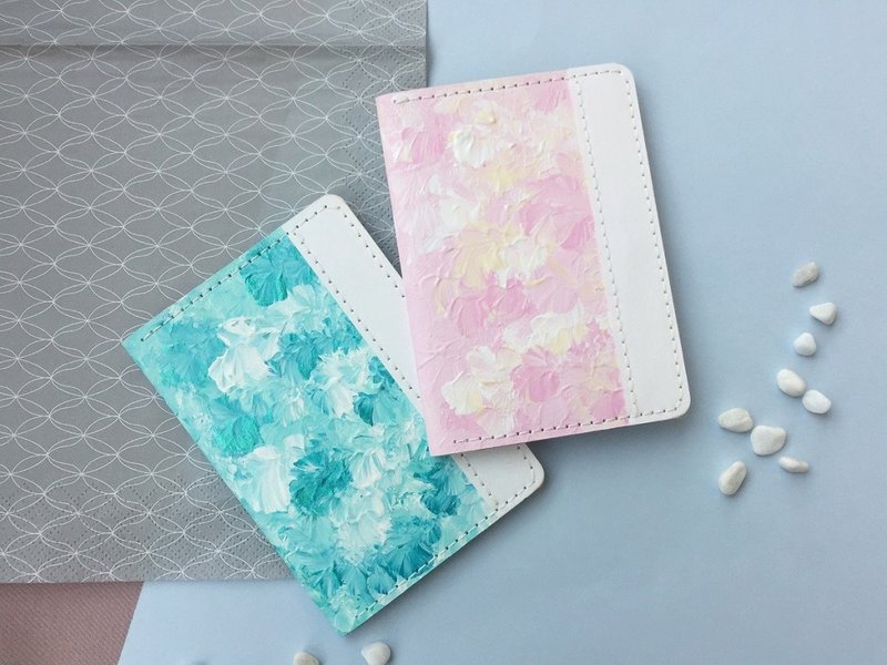 Yomarkett // 手绘两折名片夹 (金属绿X湖水绿)  (樱花粉X鹅蛋黄) - 名片夹/名片盒 - 防水材质 粉红色