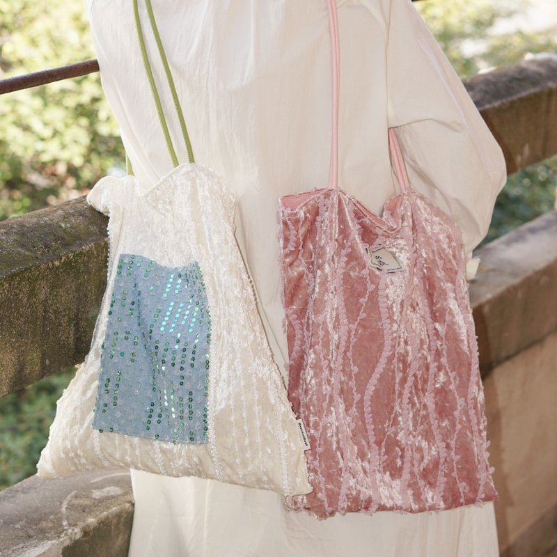 碎花拼布包 双面背单肩包简约出行通勤百搭 - 侧背包/斜挎包 - 其他材质 