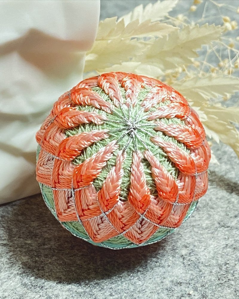 手鞠球 - 吊饰 - 绣线 橘色