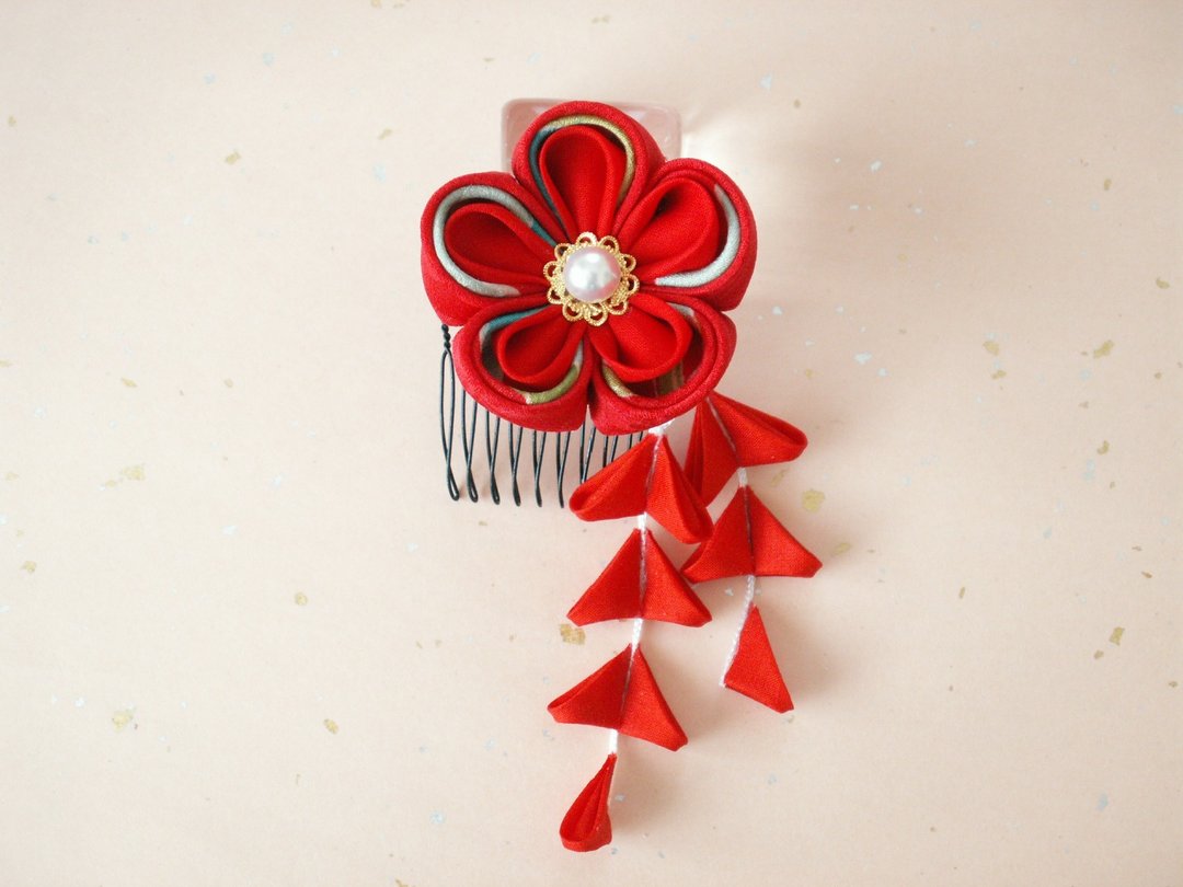 [Made to order] Knob work Hair ornaments for Shichigosan and coming-of-age ceremonies [A set with hair ornaments like a bouquet Red] - 发饰 - 丝．绢 红色